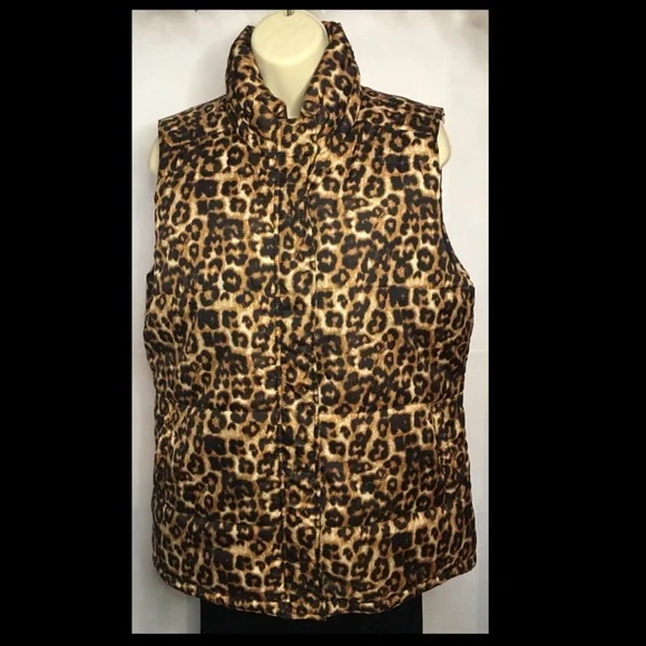 Size 14 Animal print outerwear vest. Quilted style vest. NWOT - Picture 5 of 12
